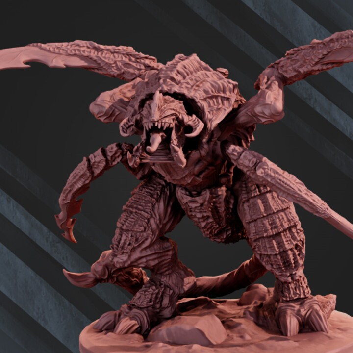 3d Printed Hive King by DakkaDakka Miniatures