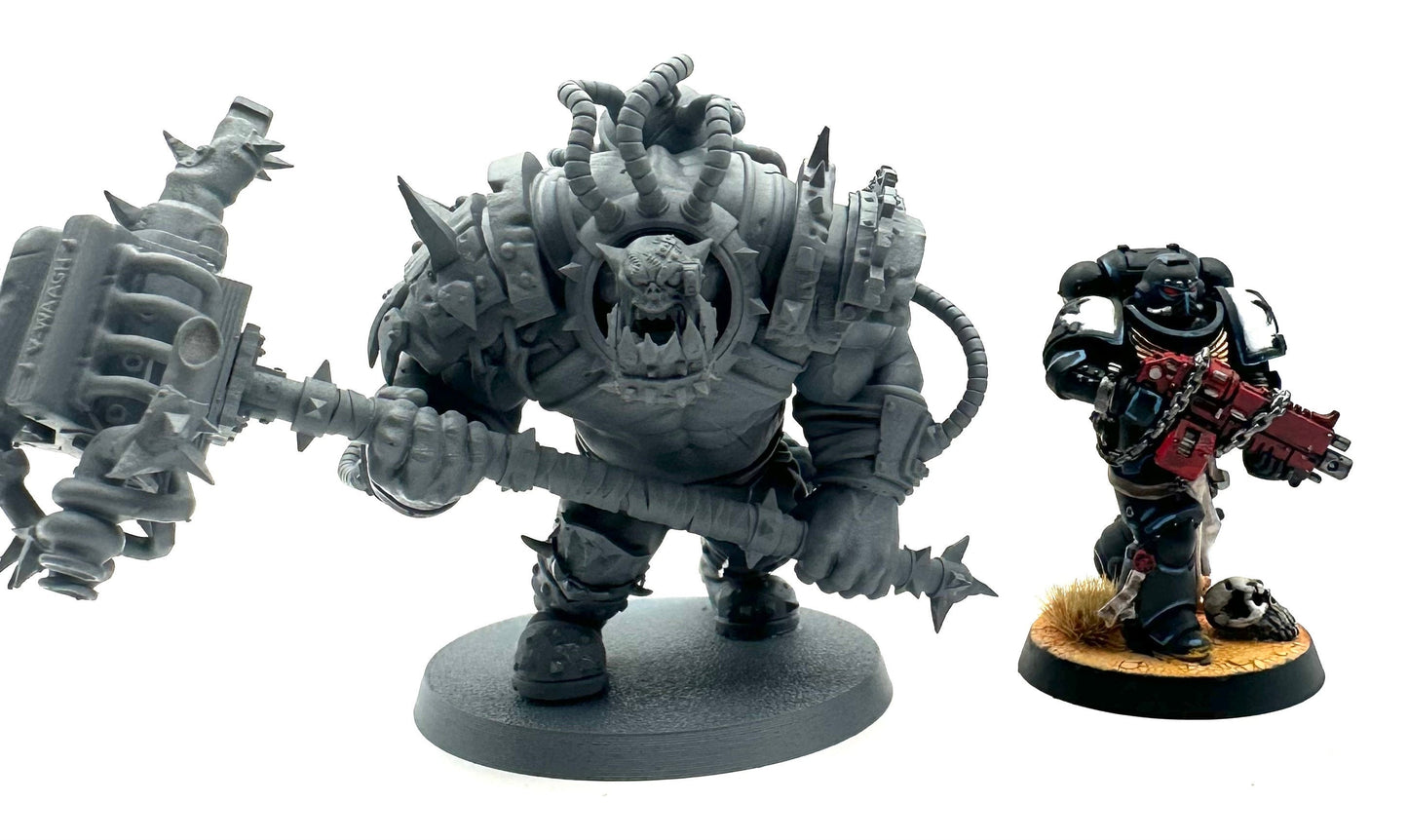 3d Printed Ork Brute Warboss by Meshbrain Labs Miniatures