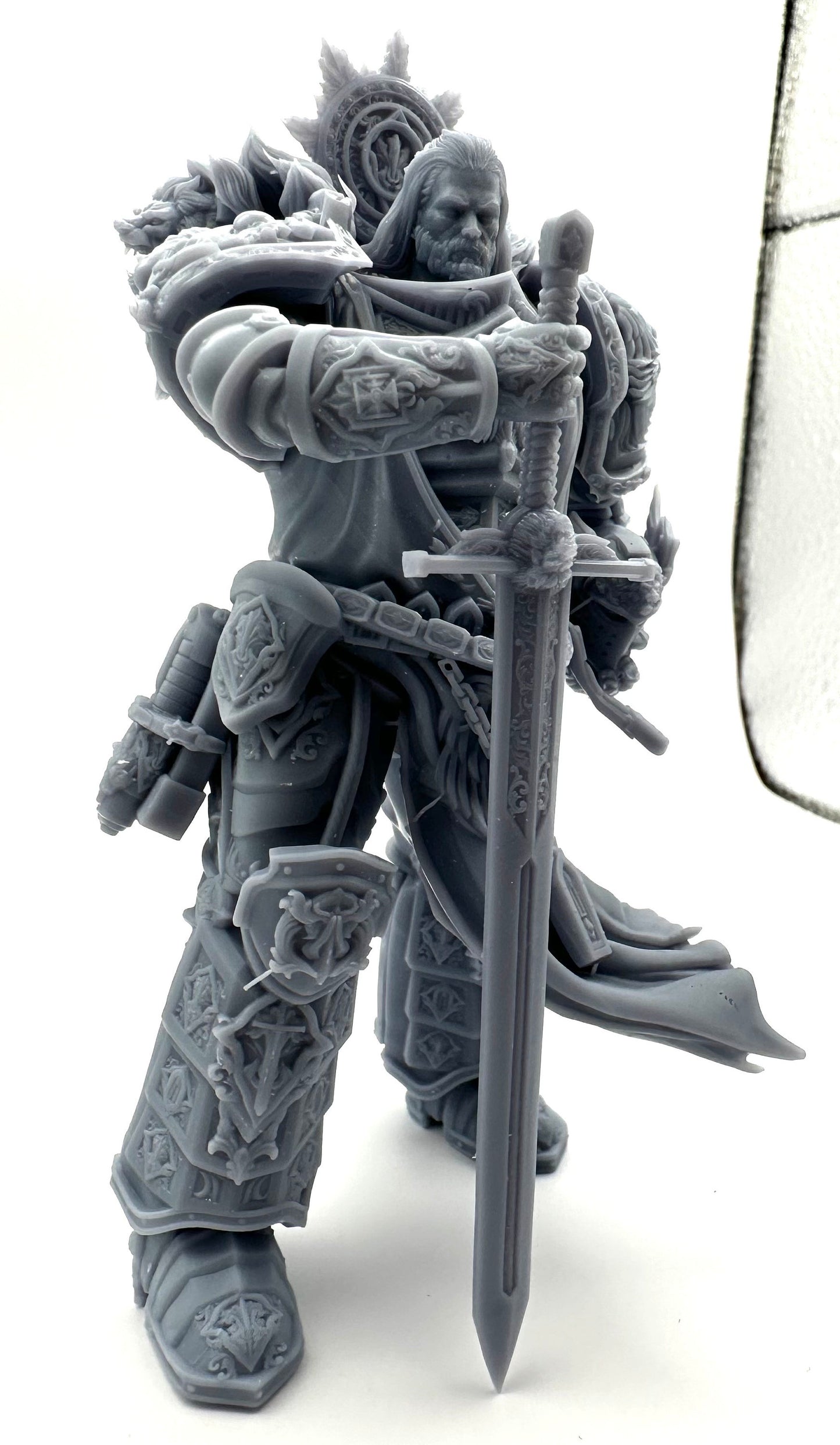 3D Printed Chivalric Knight by 3DArtGuy Miniatures