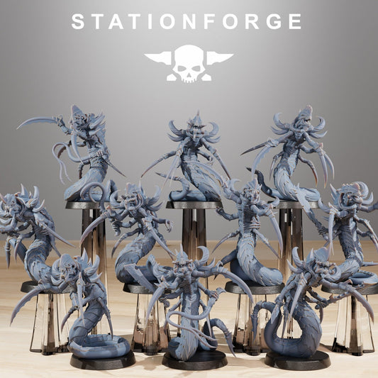 3D Printed Xenarid Serpents x10 by StationForge Miniatures