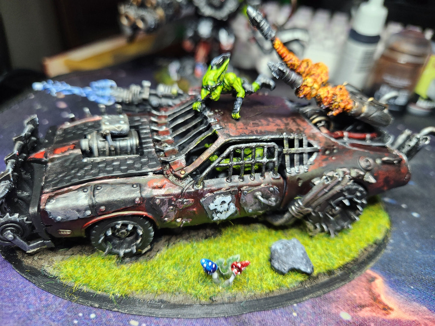 3D Printed Ork Muscle Car by Eightlegs Miniatures